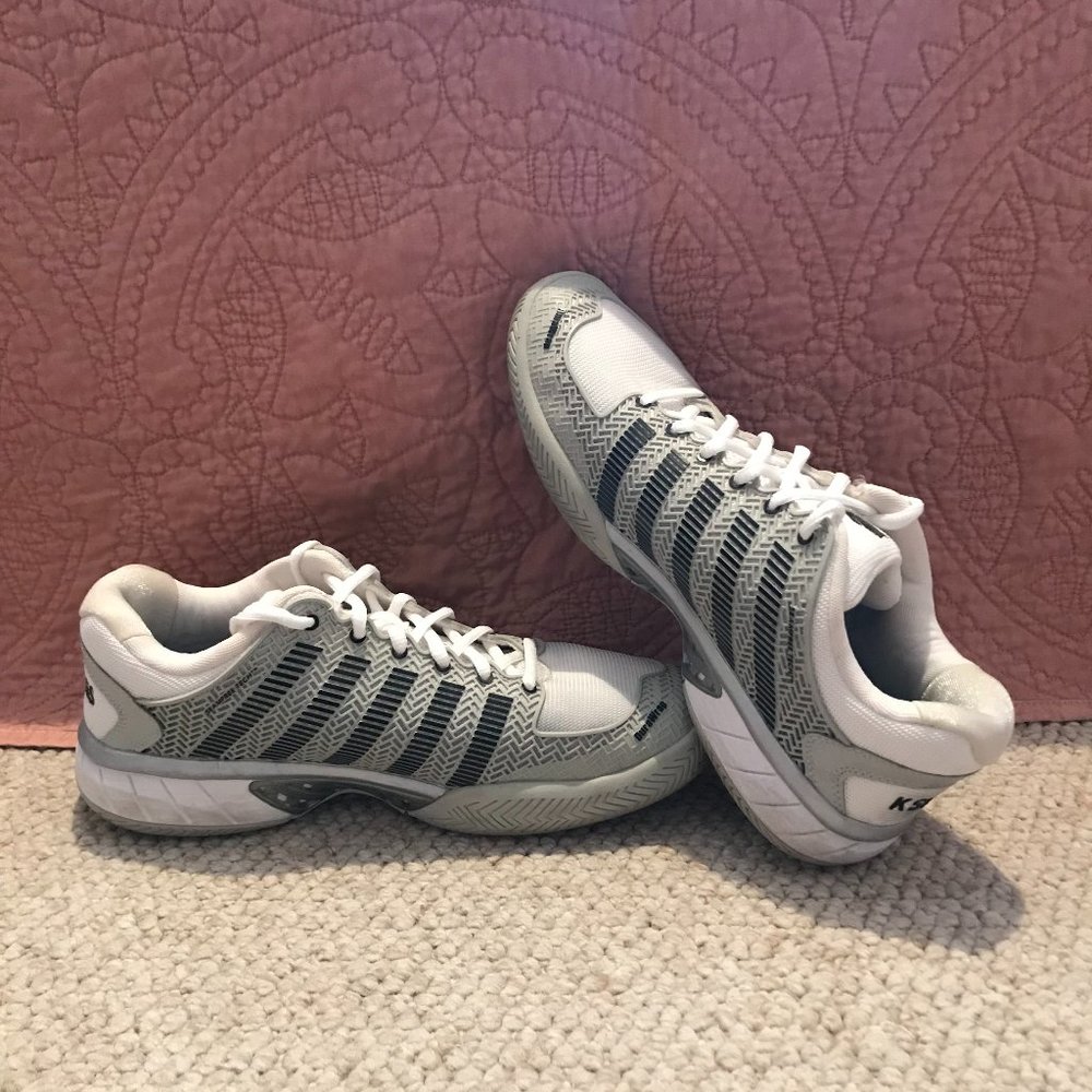 Tennis Shoes